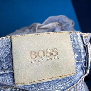 Vintage Hugo Boss baggy Jeans – Size 38x30 – Medium Wash - made in Italy